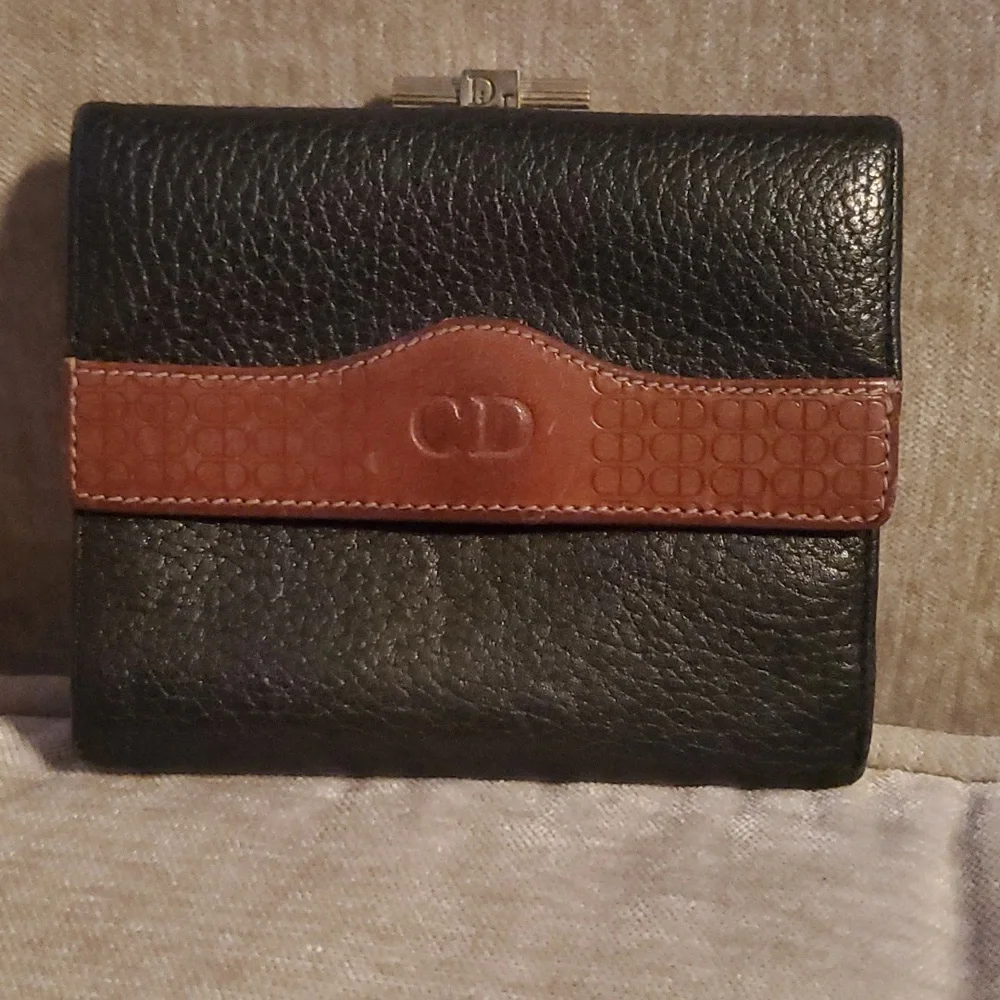 Dior Vintage Leather Kisslock Wallet